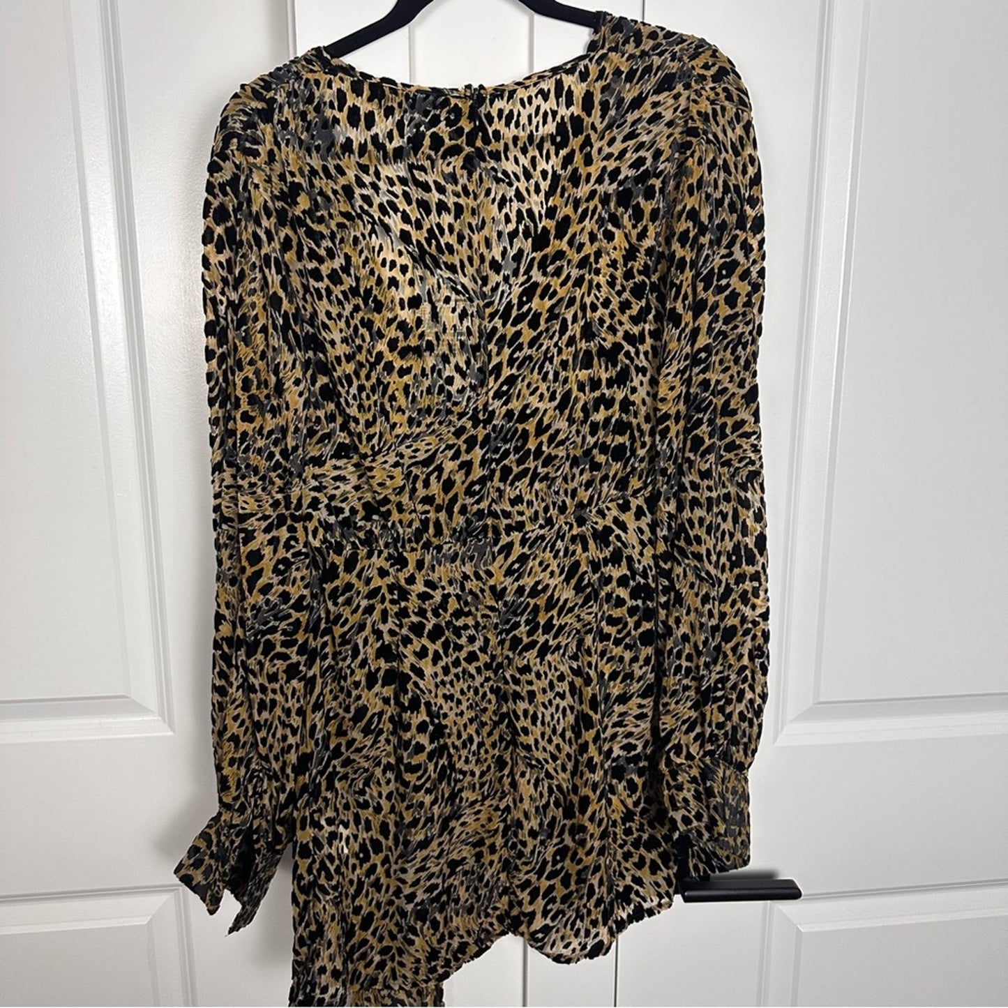 NWT Missguided Peace + Love Brand (US 6) Leopard Cheetah- Longsleeve Mini Dress