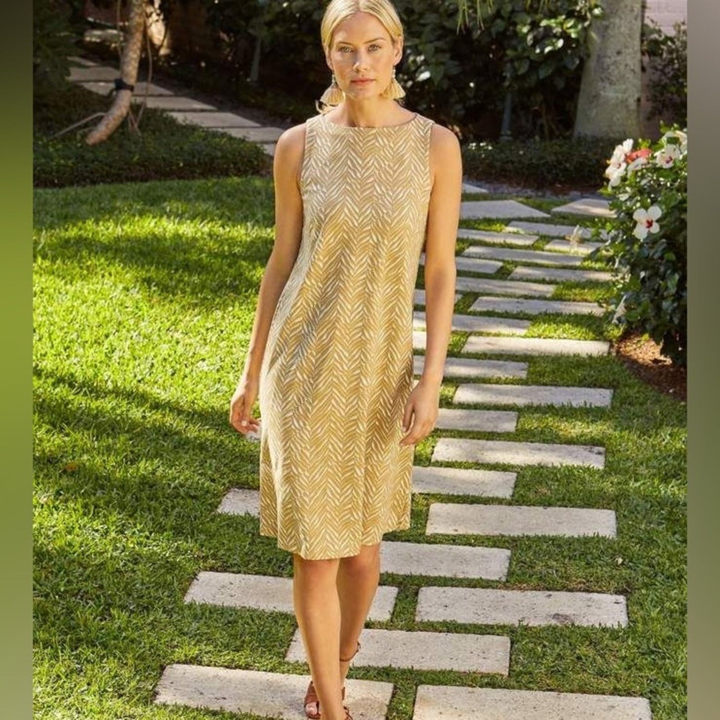 J. McLaughlin (XL) “Doane” Sleeveless Shift Dress - Neutral Animal Print