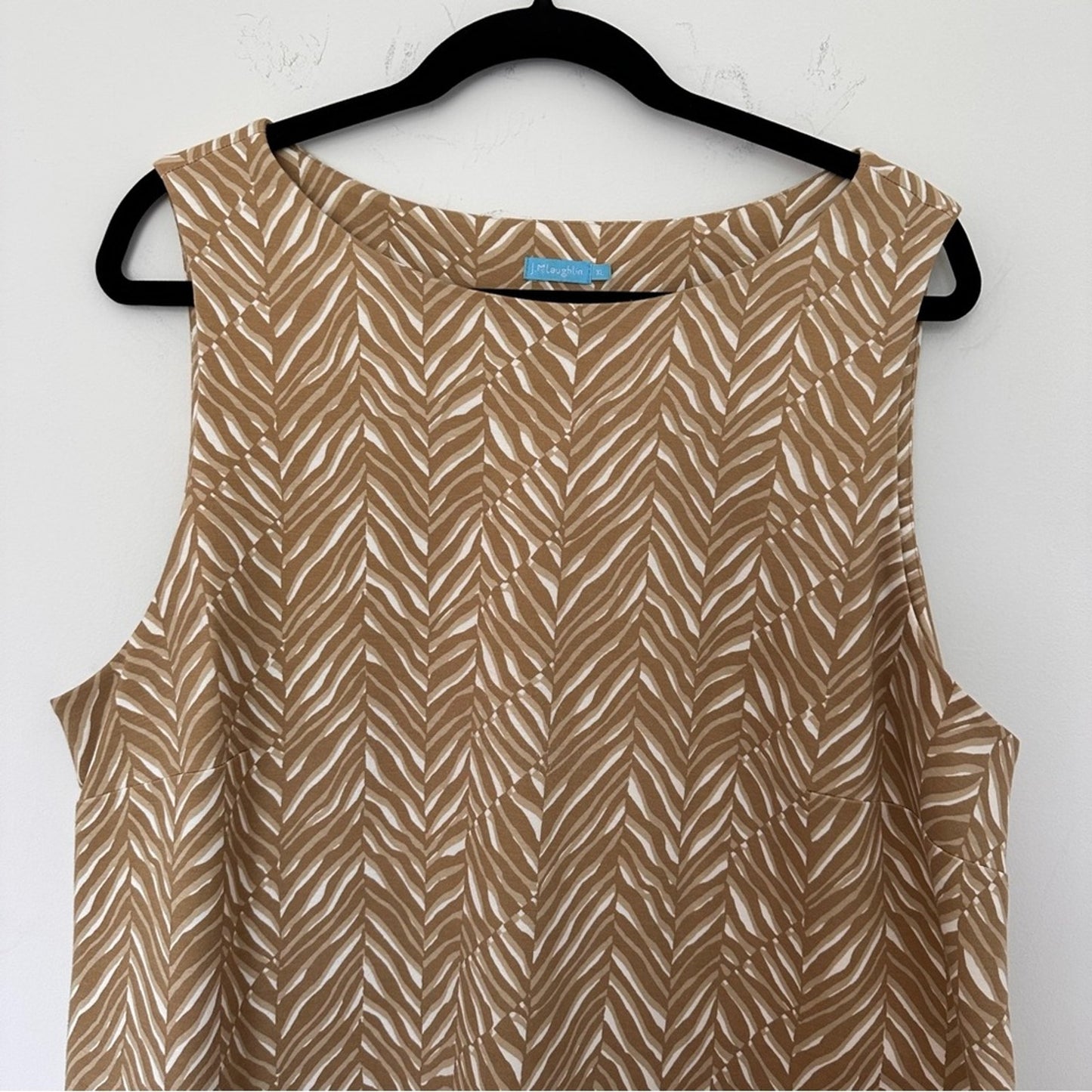 J. McLaughlin (XL) “Doane” Sleeveless Shift Dress - Neutral Animal Print